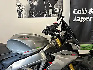 Used 2022 Aprilia Tuono V4 1100 Naked Silver - Interior and Exterior details 6