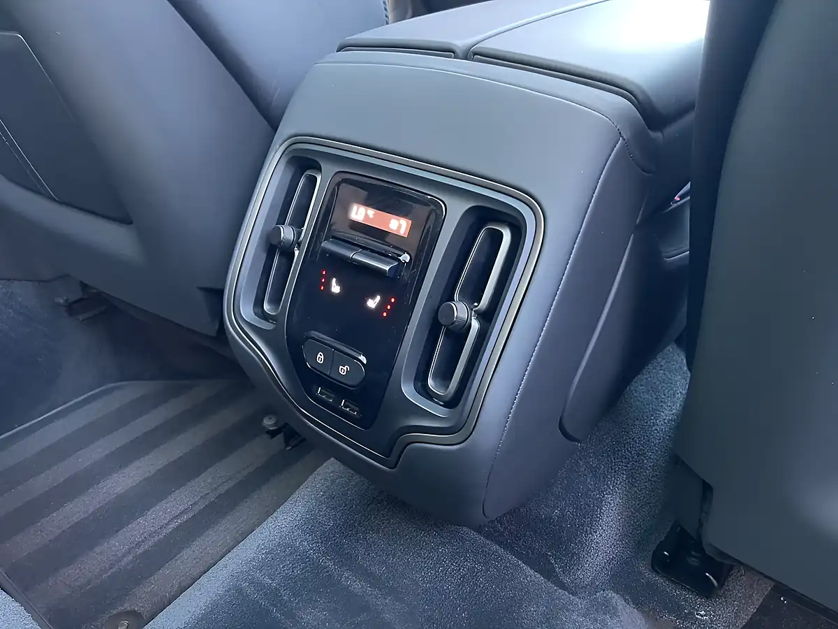 Used 2022 Aston Martin Dbx 707 Grey - Interior and Exterior details 17