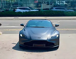 Used 2022 Aston Martin Vantage Coupe Grey - Interior and Exterior details 7