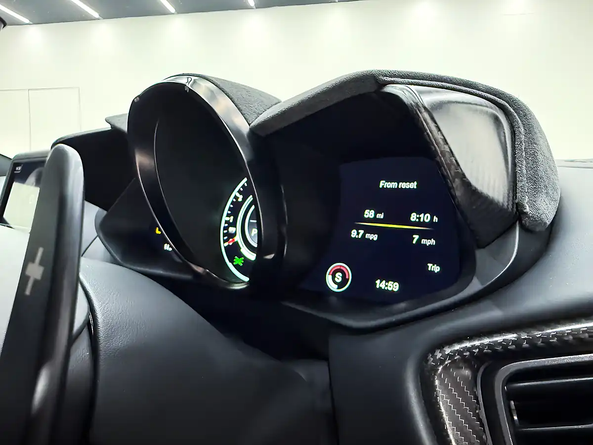 Used 2022 Aston Martin Vantage F1 Edition Black - Interior and Exterior details 10