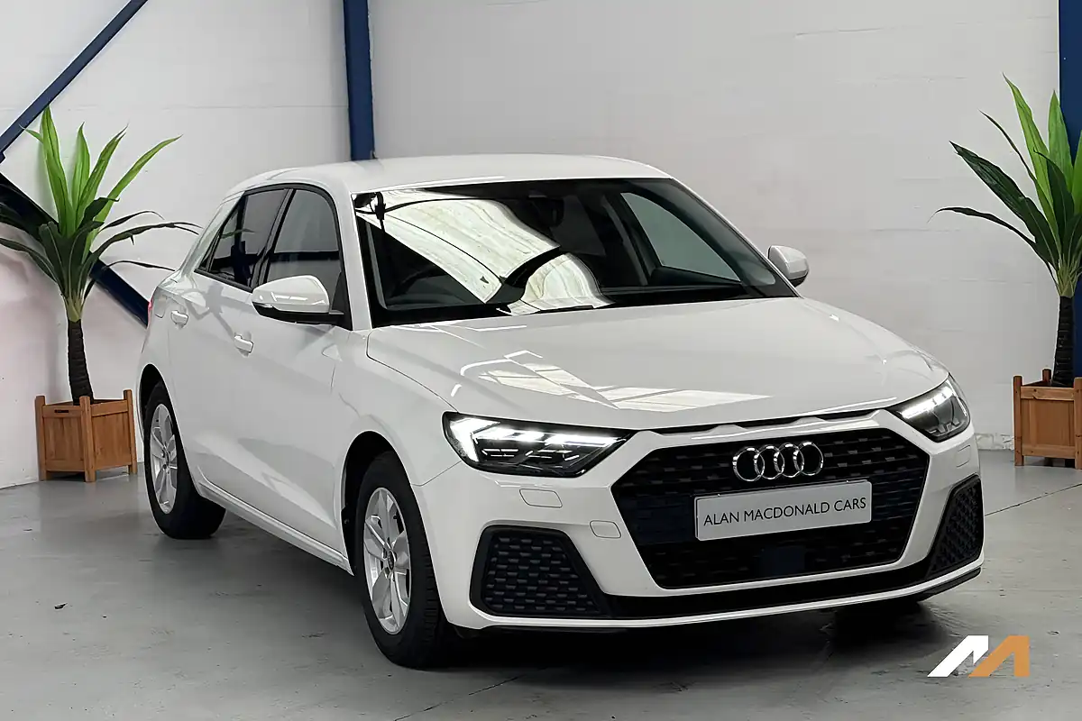 Used 2022 Audi A1 Technik White - Front View