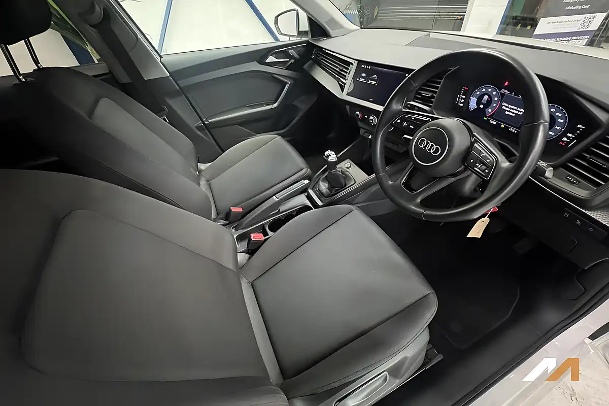 Used 2022 Audi A1 Technik White - Interior and Exterior details 17