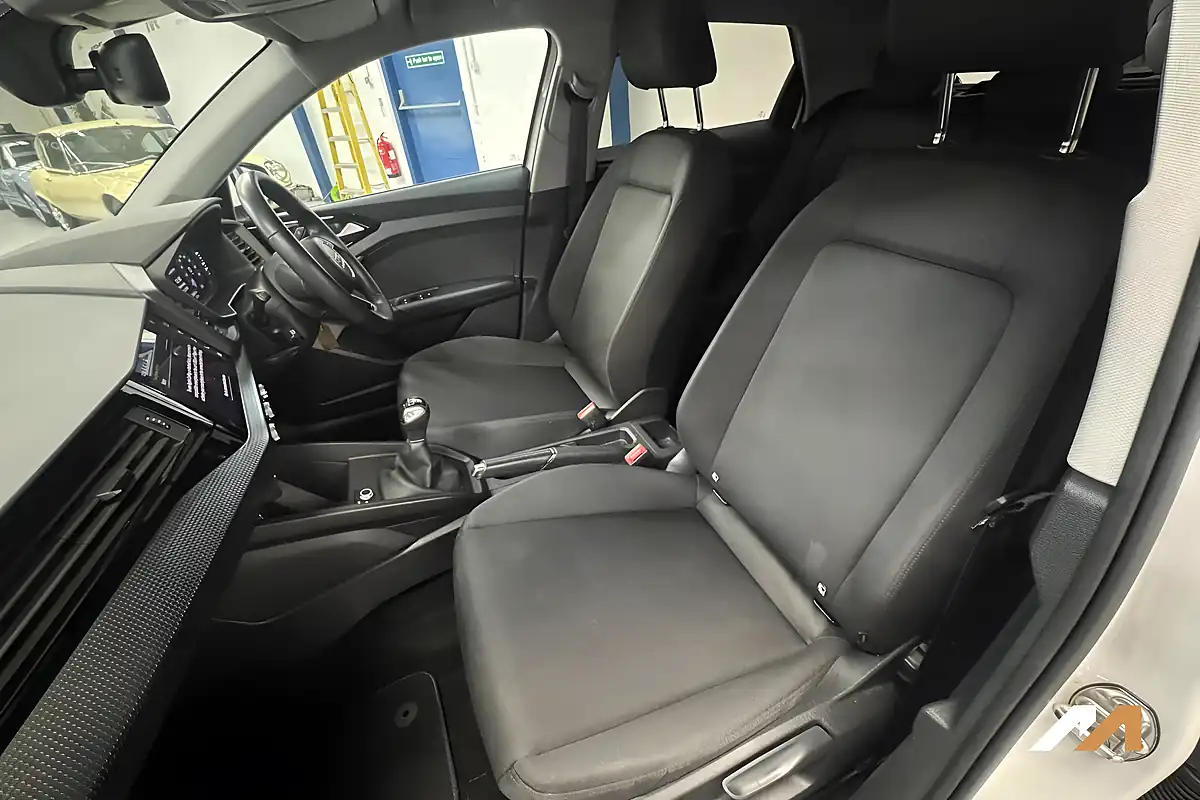 Used 2022 Audi A1 Technik White - Interior and Exterior details 18