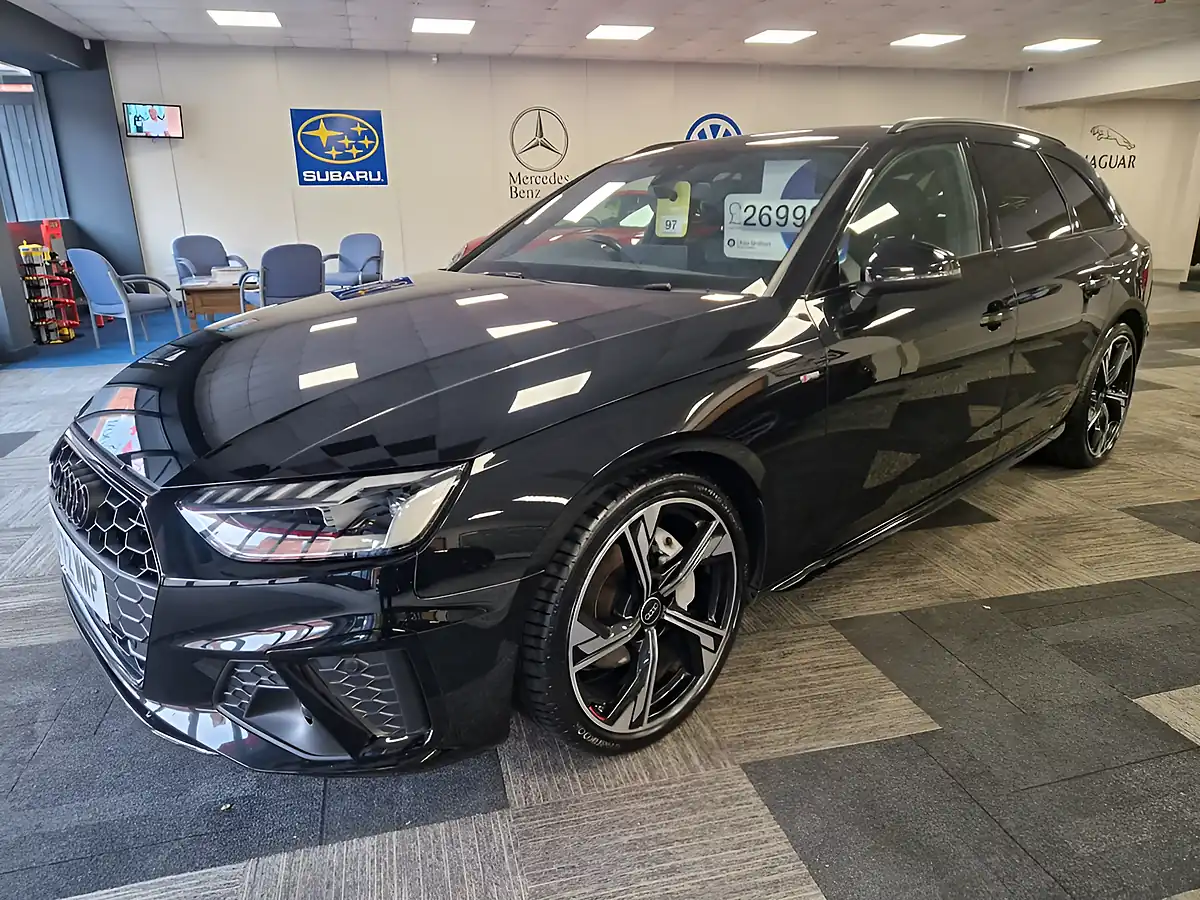 Used 2022 Audi A4 Avant Black Edition Black - Front View