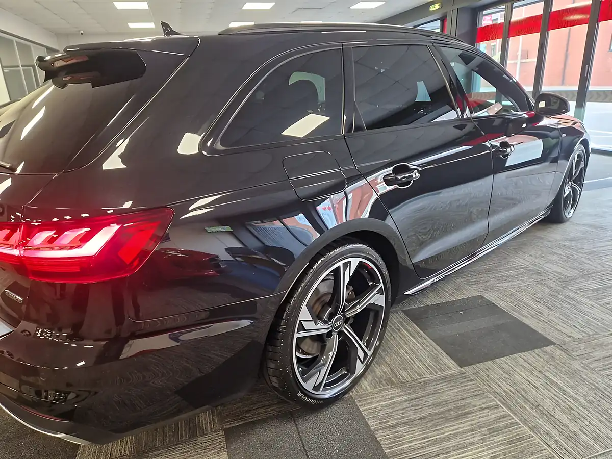 Used 2022 Audi A4 Avant Black Edition Black - Interior and Exterior details 7