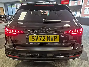 Used 2022 Audi A4 Avant Black Edition Black - Interior and Exterior details 9