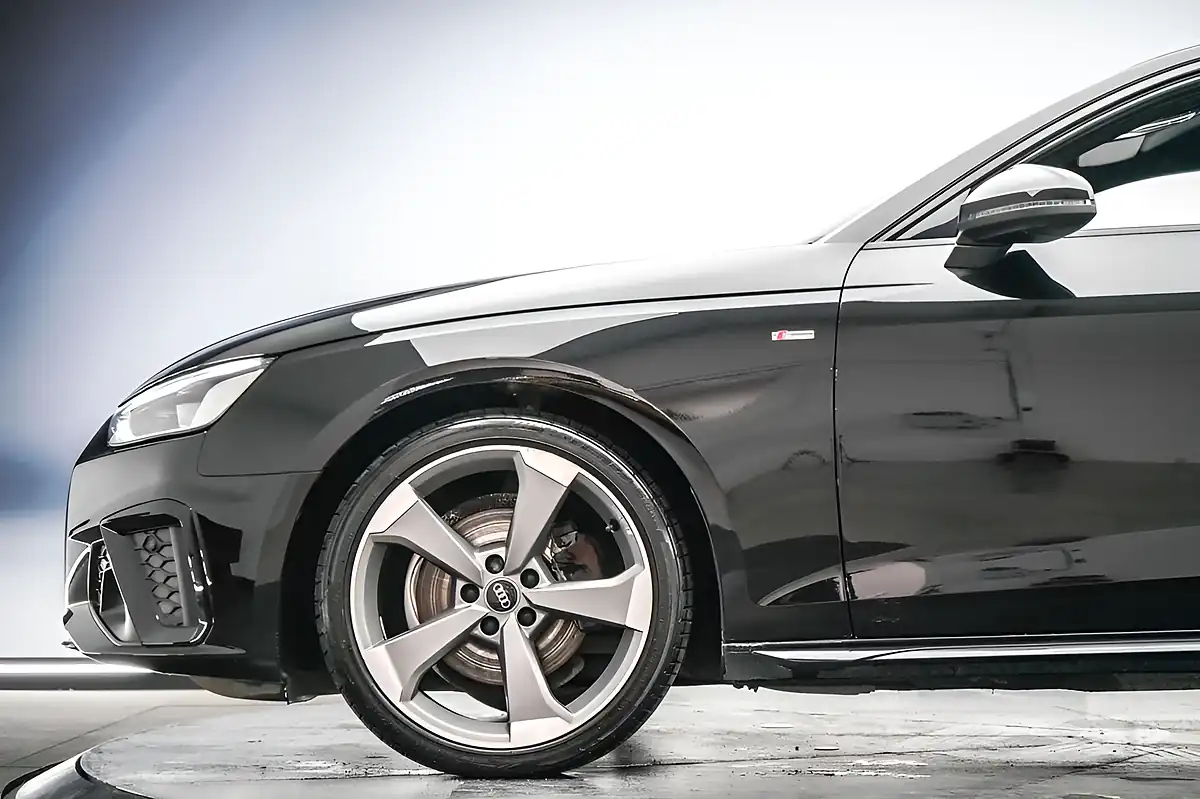 Used 2022 Audi A4 Avant Black Edition Black - Interior and Exterior details 11