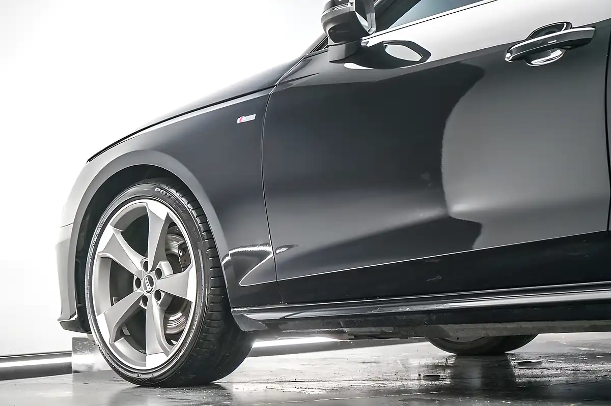 Used 2022 Audi A4 Avant Black Edition Black - Interior and Exterior details 6