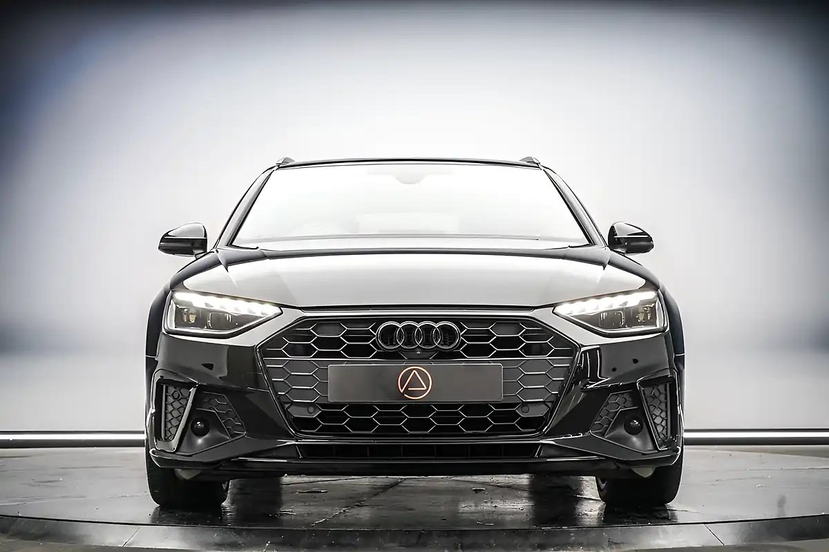 Used 2022 Audi A4 Avant Black Edition Black - Interior and Exterior details 9