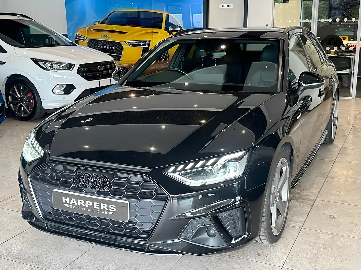 Used 2022 Audi A4 Avant Black Edition Black - Interior and Exterior details 15