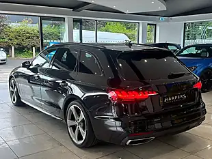 Used 2022 Audi A4 Avant Black Edition Black - Interior and Exterior details 17