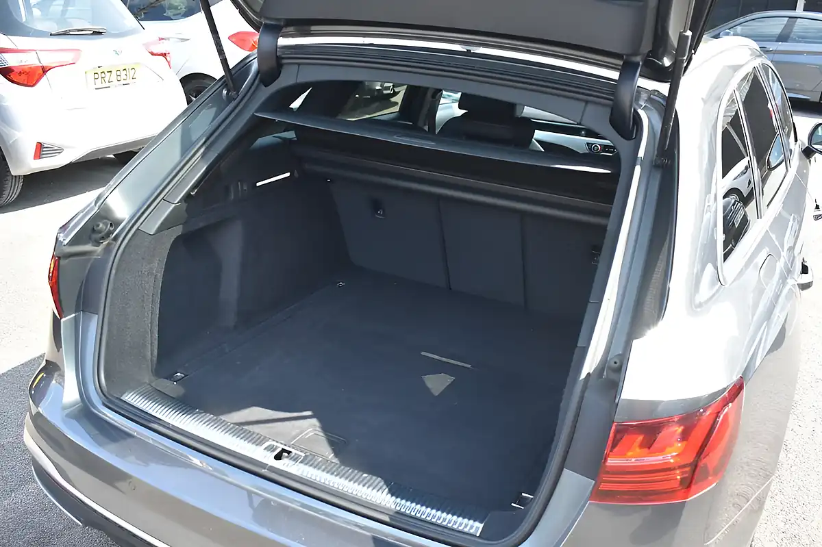 Used 2022 Audi A4 Avant S Line Daytona Grey - Interior and Exterior details 12