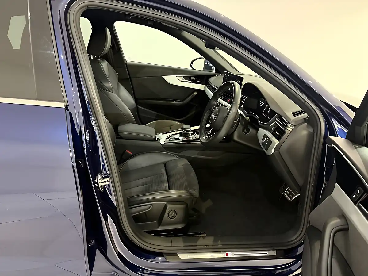 Used 2022 Audi A4 S Line Blue - Interior and Exterior details 10
