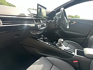 Used 2022 Audi A5 Black Edition Red - Interior and Exterior details 2