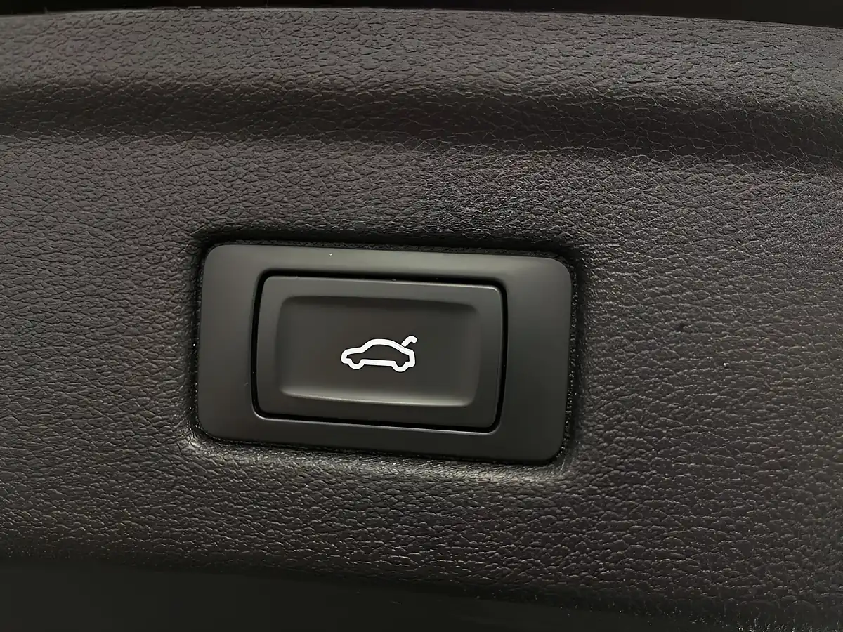 Used 2022 Audi A5 S Line Black - Interior and Exterior details 17