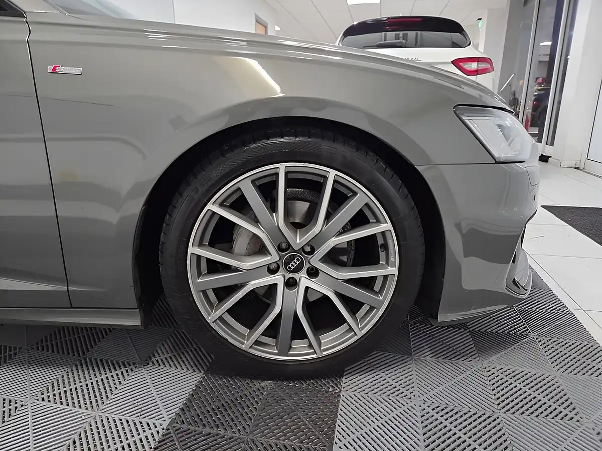 Used 2022 Audi A6 Avant Black Edition Grey - Interior and Exterior details 10
