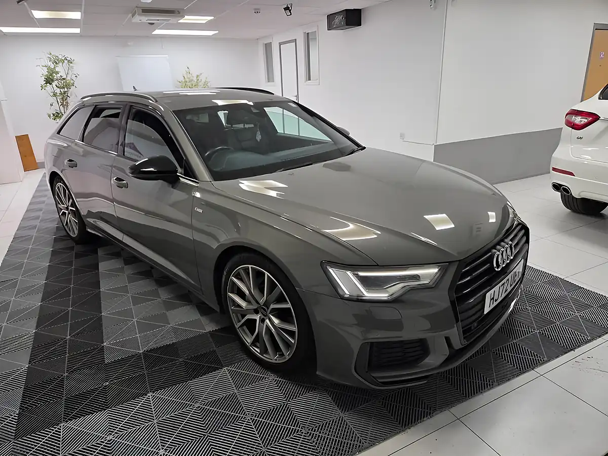 Used 2022 Audi A6 Avant Black Edition Grey - Interior and Exterior details 6