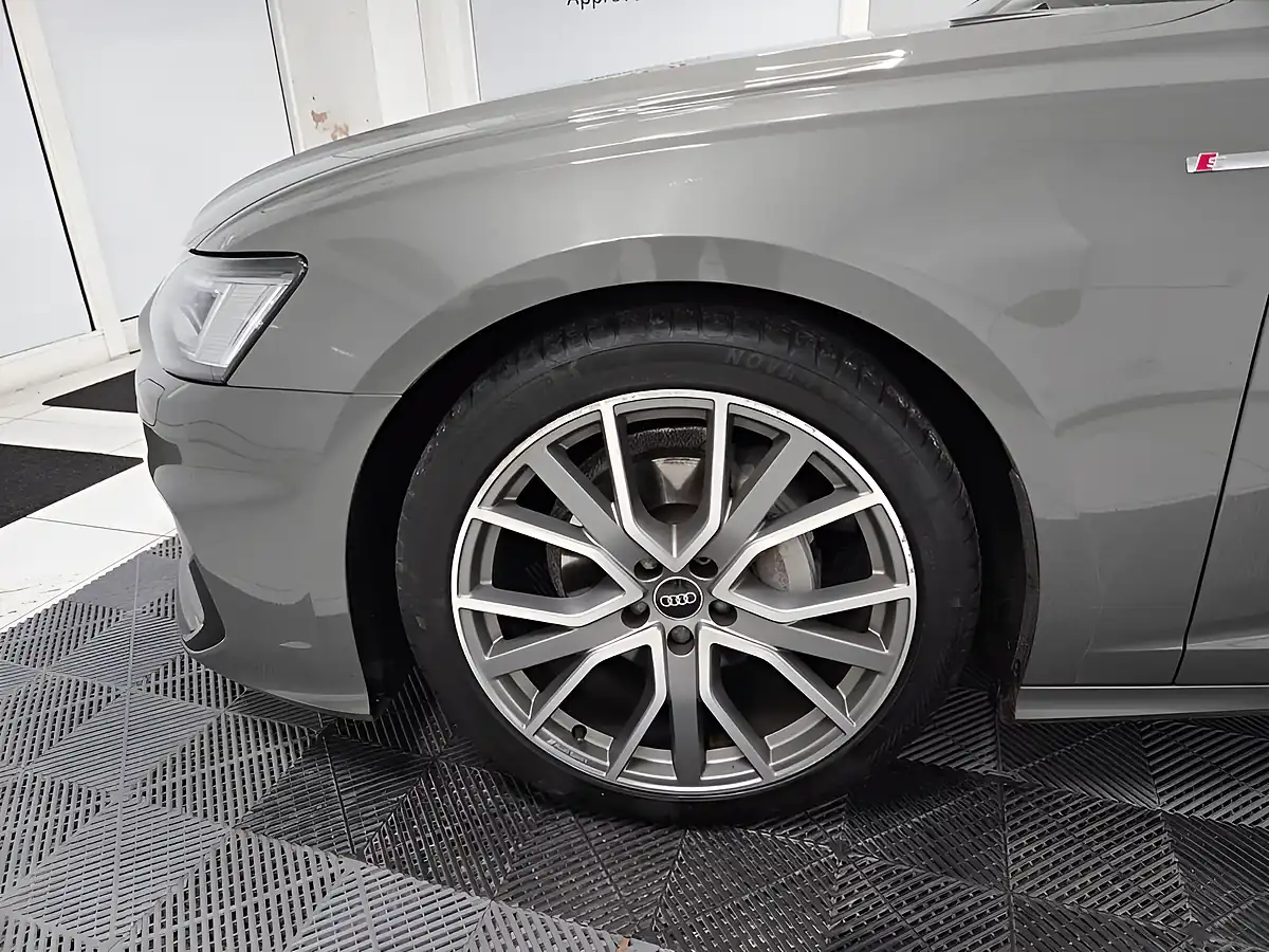 Used 2022 Audi A6 Avant Black Edition Grey - Interior and Exterior details 9