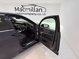 Used 2022 Audi A6 Avant S Line Blue - Interior and Exterior details 14
