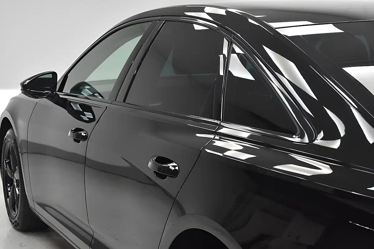 Used 2022 Audi A6 Saloon Sport Black - Interior and Exterior details 11
