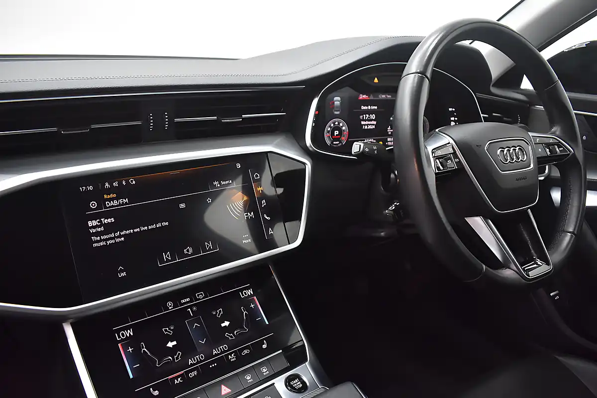 Used 2022 Audi A6 Saloon Sport Black - Interior and Exterior details 19