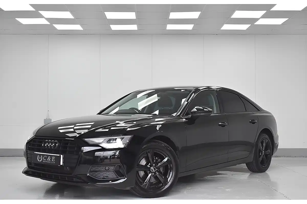 Used 2022 Audi A6 Saloon Sport Black - Front View