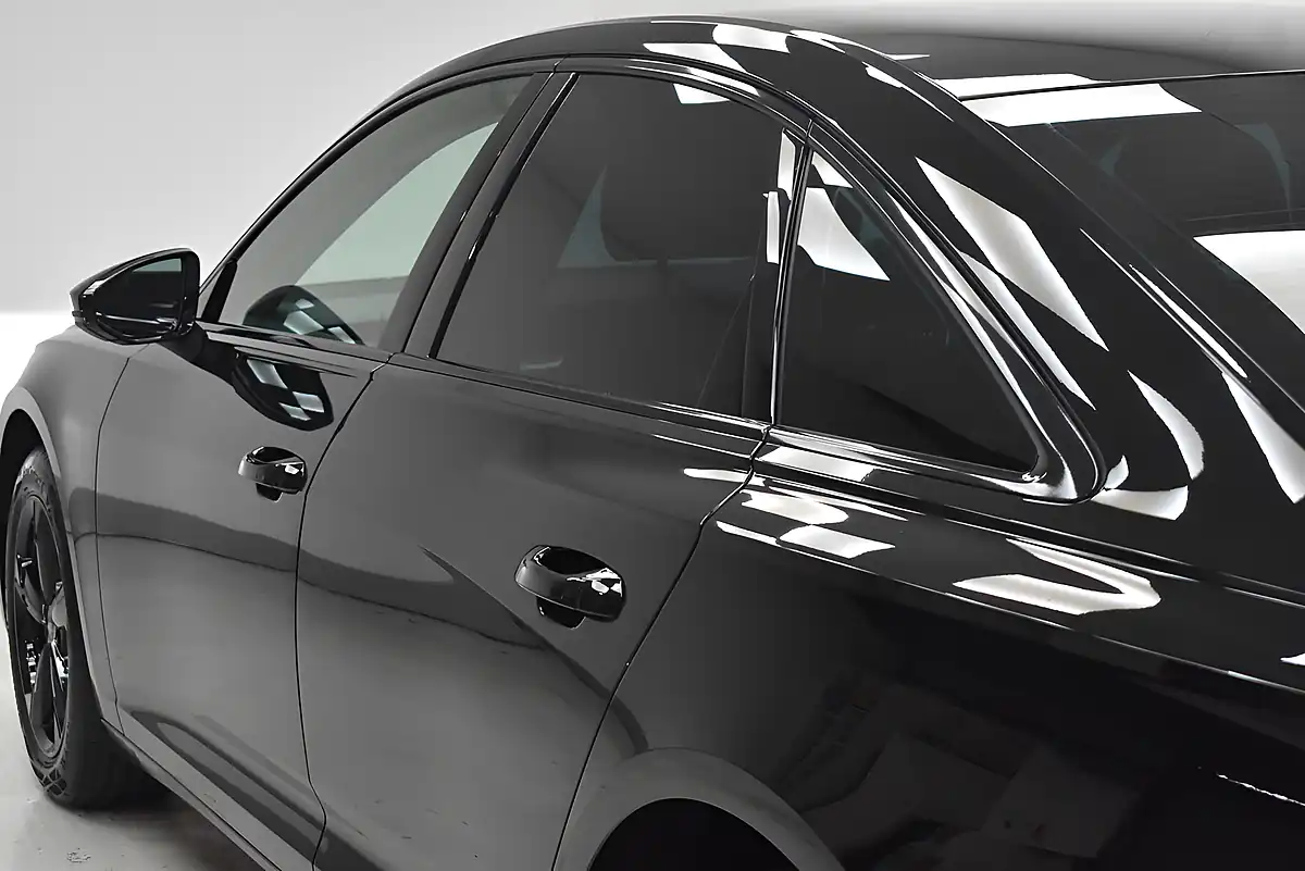 Used 2022 Audi A6 Saloon Sport Black - Interior and Exterior details 10