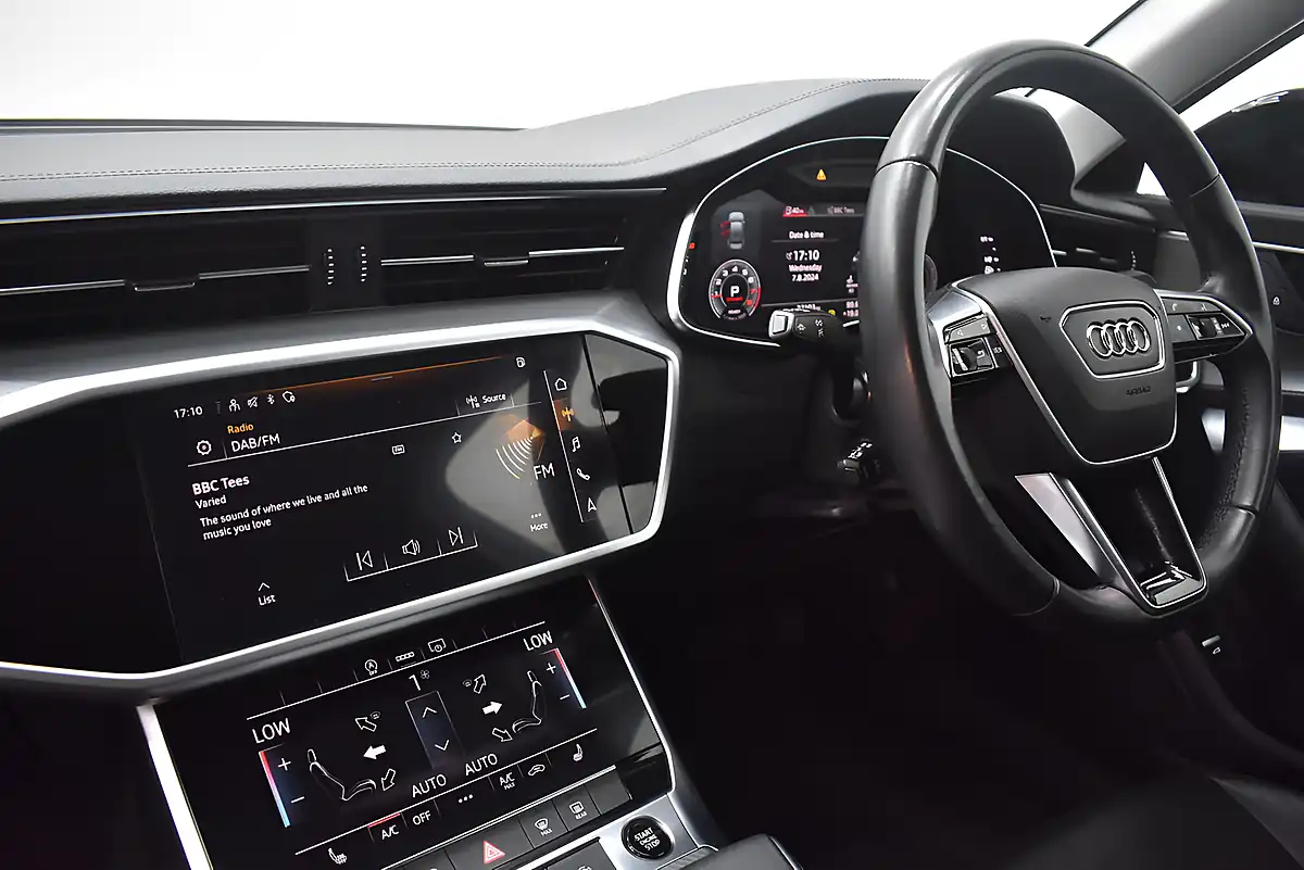 Used 2022 Audi A6 Saloon Sport Black - Interior and Exterior details 12
