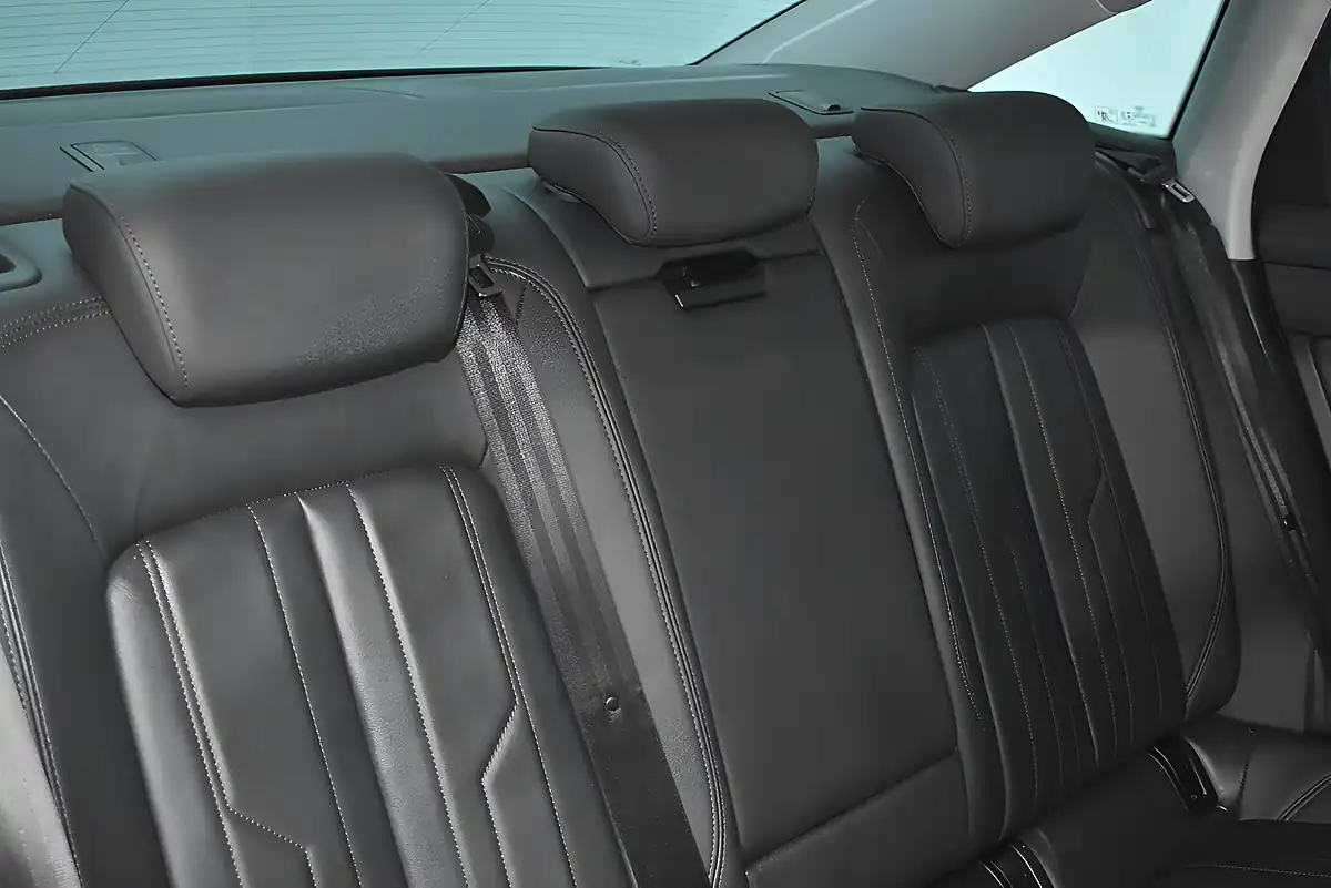 Used 2022 Audi A6 Saloon Sport Black - Interior and Exterior details 18
