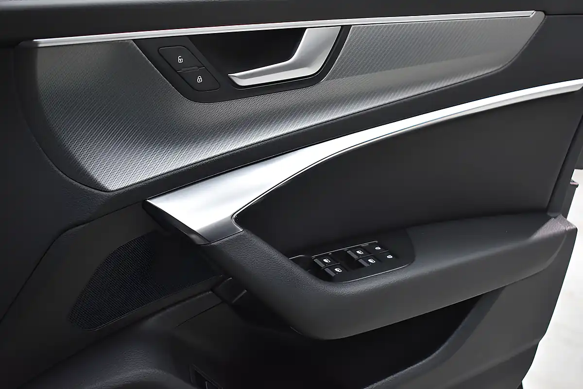 Used 2022 Audi A6 Saloon Sport Black - Interior and Exterior details 20