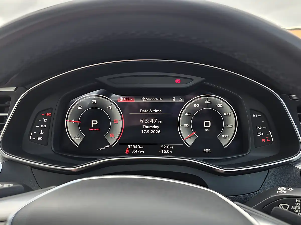 Used 2022 Audi A6 Saloon Sport Grey - Interior and Exterior details 13