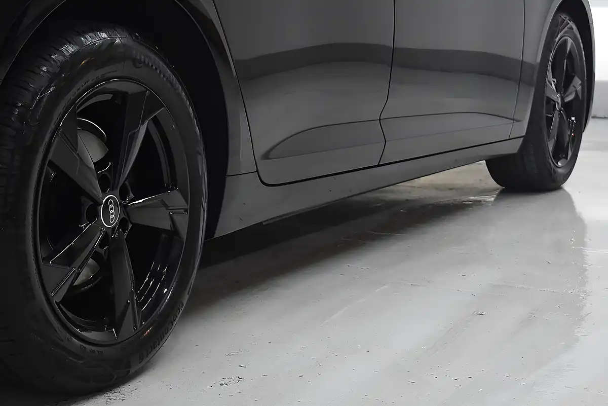 Used 2022 Audi A6 Sport Black - Interior and Exterior details 16