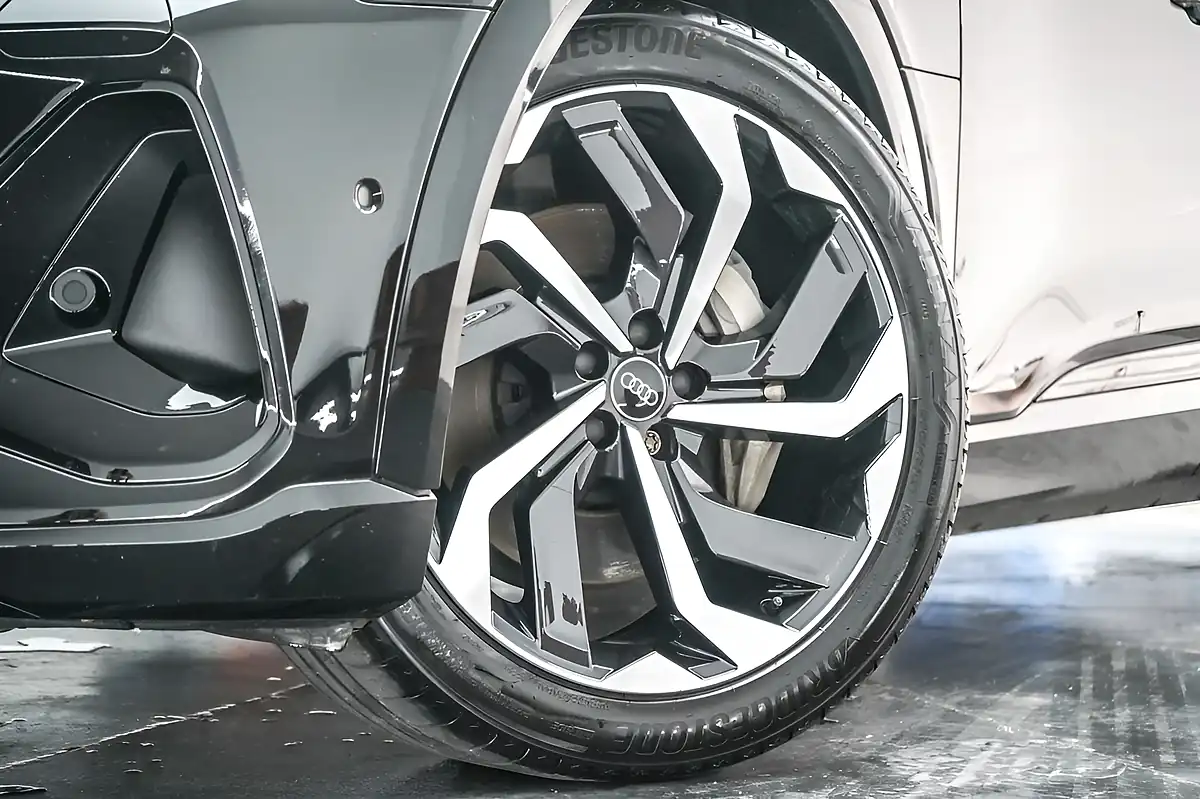 Used 2022 Audi E-Tron Black Edition Mythos Black - Interior and Exterior details 2