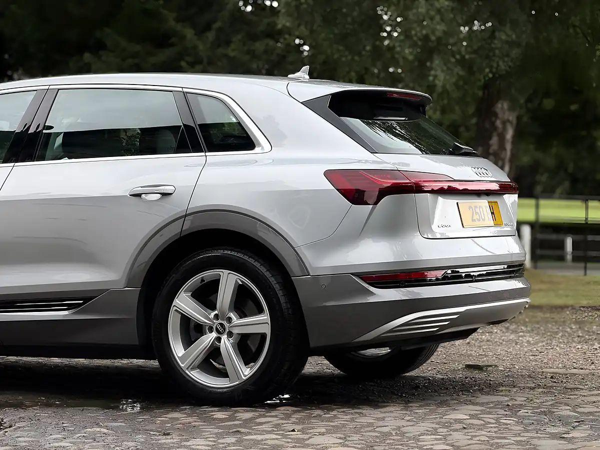 Used 2022 Audi E-Tron Technik Silver - Interior and Exterior details 11