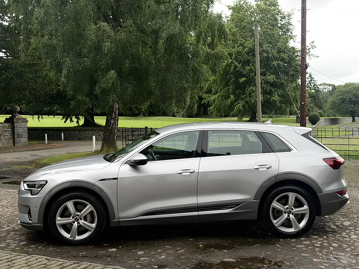 Used 2022 Audi E-Tron Technik Silver - Interior and Exterior details 13