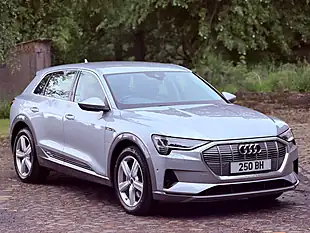 Used 2022 Audi E-Tron Technik Silver - Interior and Exterior details 18