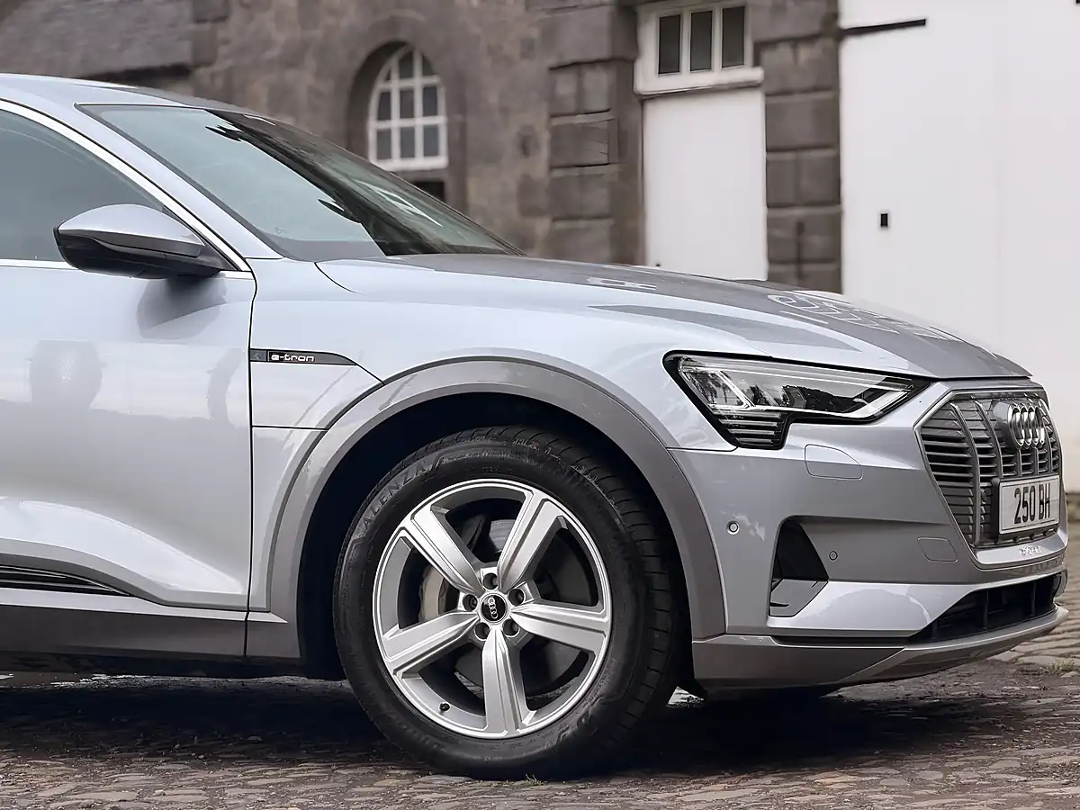 Used 2022 Audi E-Tron Technik Silver - Interior and Exterior details 4