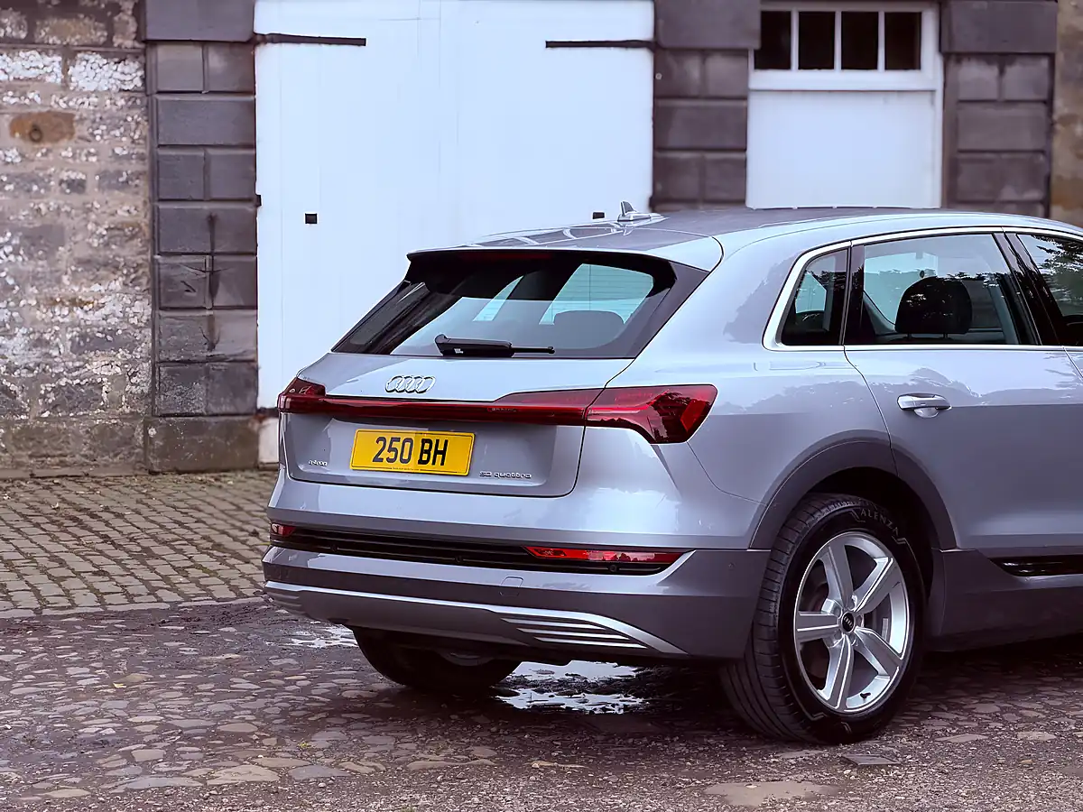 Used 2022 Audi E-Tron Technik Silver - Interior and Exterior details 8