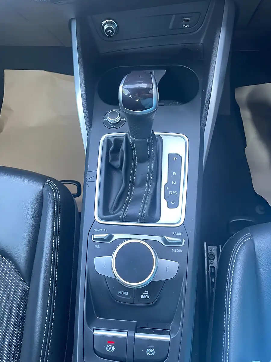 Used 2022 Audi Q2 S Line Blue - Interior and Exterior details 17