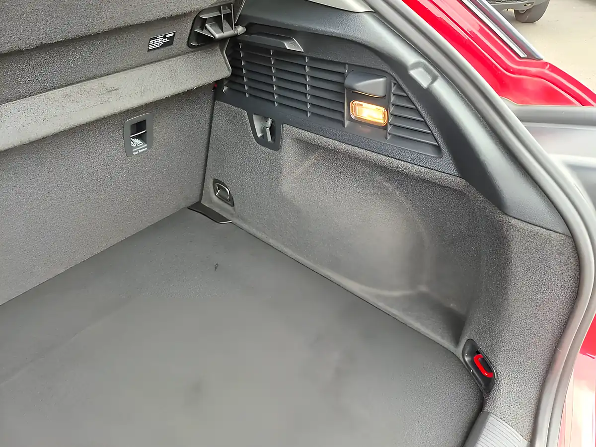 Used 2022 Audi Q2 Sport Red - Interior and Exterior details 11