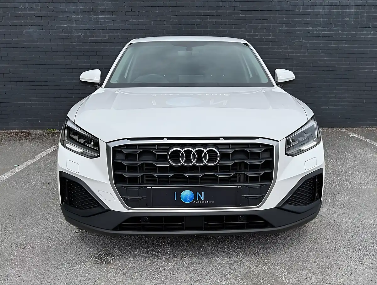 Used 2022 Audi Q2 Technik White - Interior and Exterior details 13