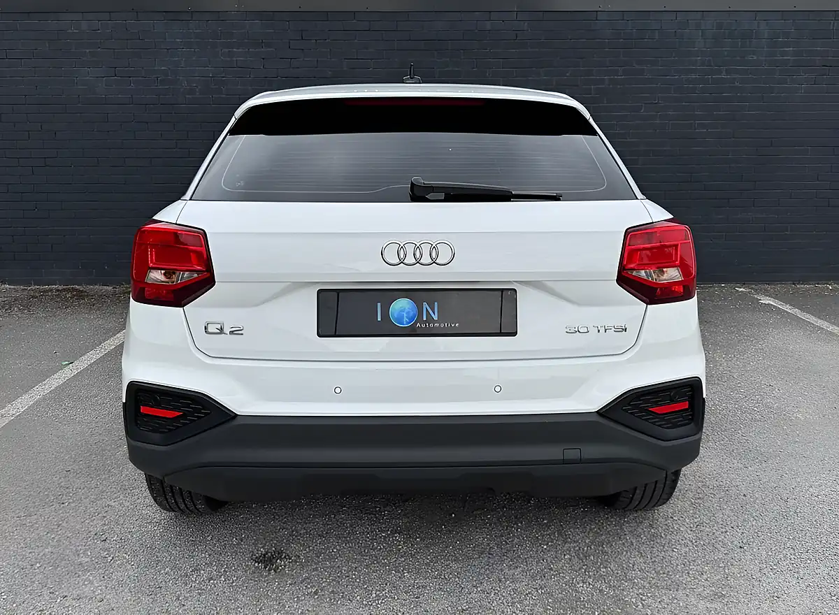 Used 2022 Audi Q2 Technik White - Interior and Exterior details 14