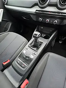 Used 2022 Audi Q2 Technik White - Interior and Exterior details 16