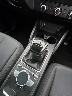 Used 2022 Audi Q2 Technik White - Interior and Exterior details 20