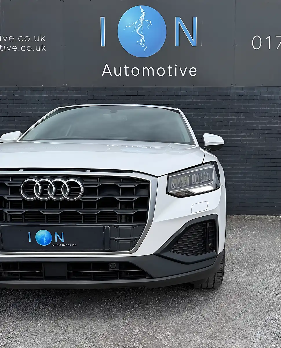 Used 2022 Audi Q2 Technik White - Interior and Exterior details 4