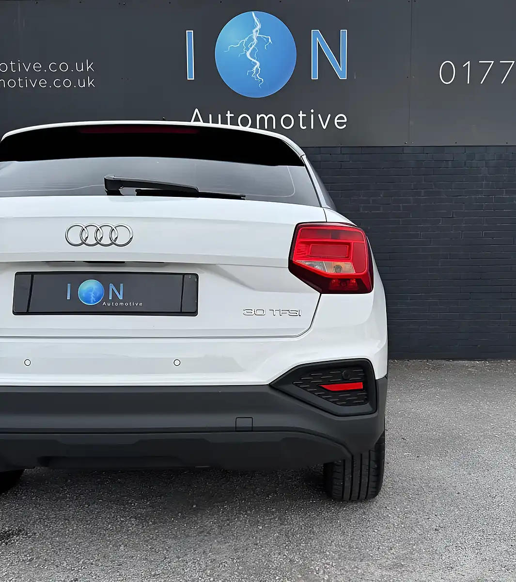 Used 2022 Audi Q2 Technik White - Interior and Exterior details 5