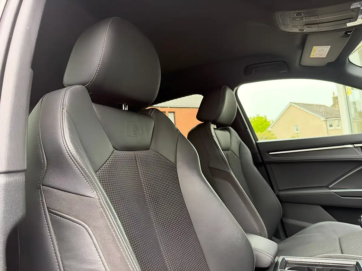 Used 2022 Audi Q3 Black Edition White - Interior and Exterior details 10