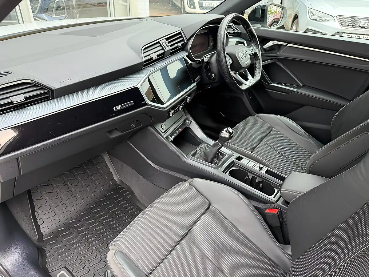 Used 2022 Audi Q3 Black Edition White - Interior and Exterior details 6