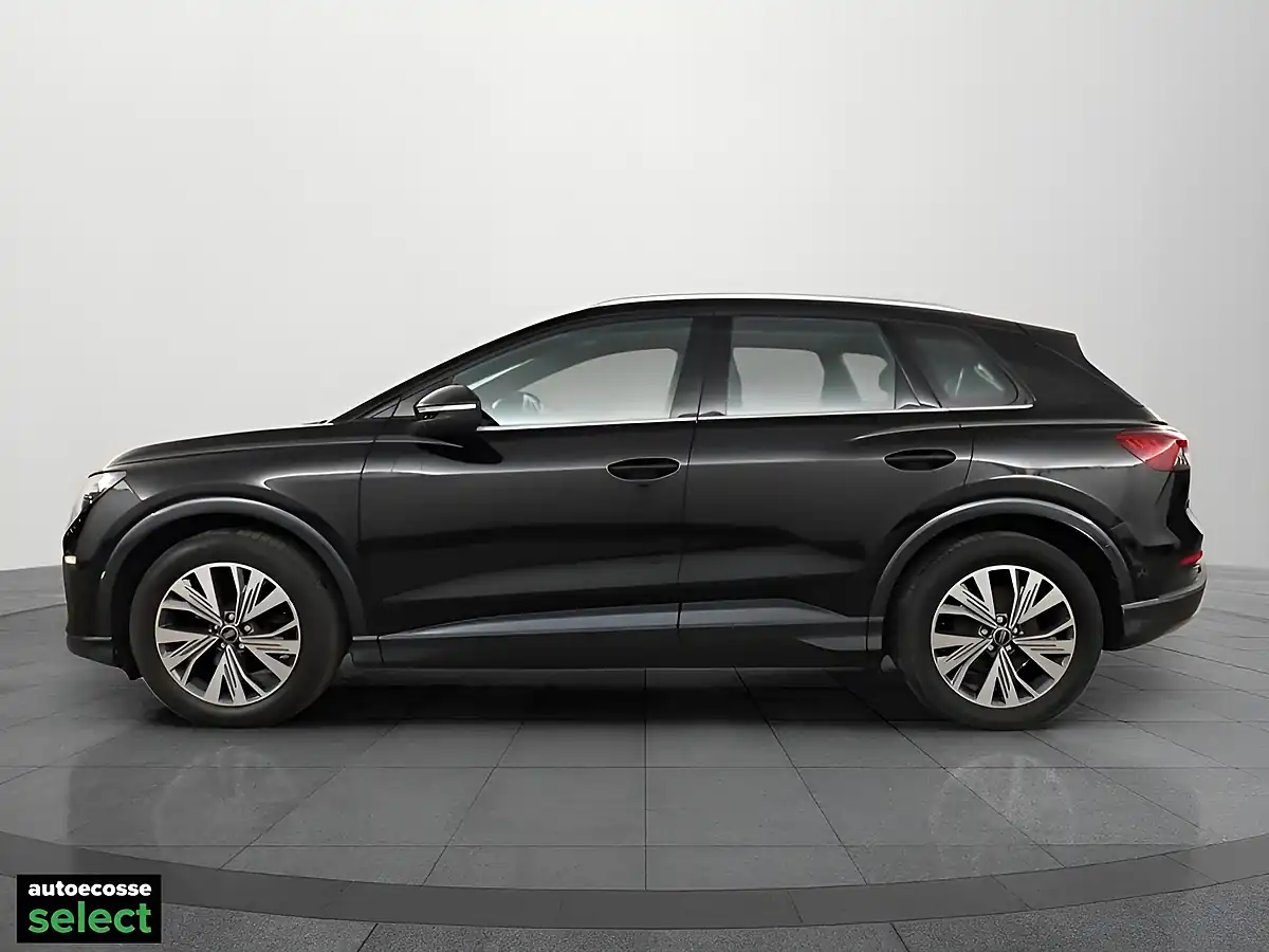 Used 2022 Audi Q4 E-Tron Sport Black - Interior and Exterior details 4