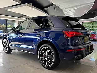 Used 2022 Audi Q5 Edition 1 Blue - Interior and Exterior details 5